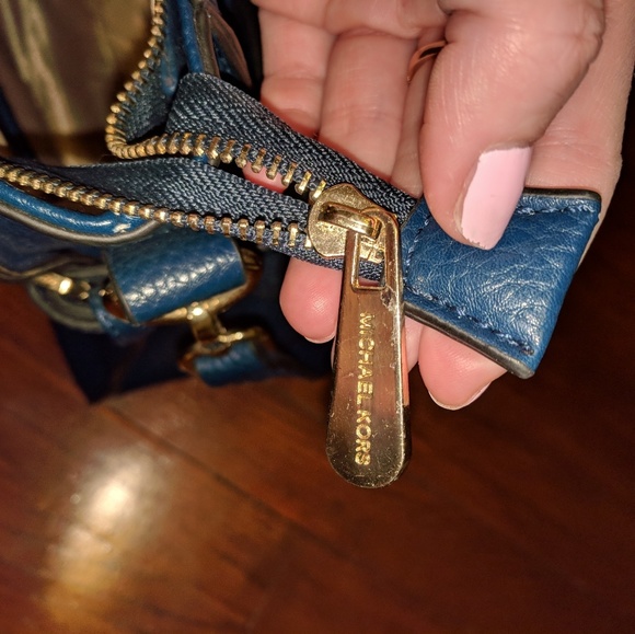 **SALE** NWOT Michael - Michael Kors Bag - Picture 6 of 8